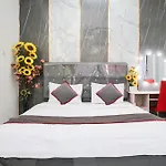 Hotel O Bogor Kota Near Istana Bogor Formerly Ciomas Residence
